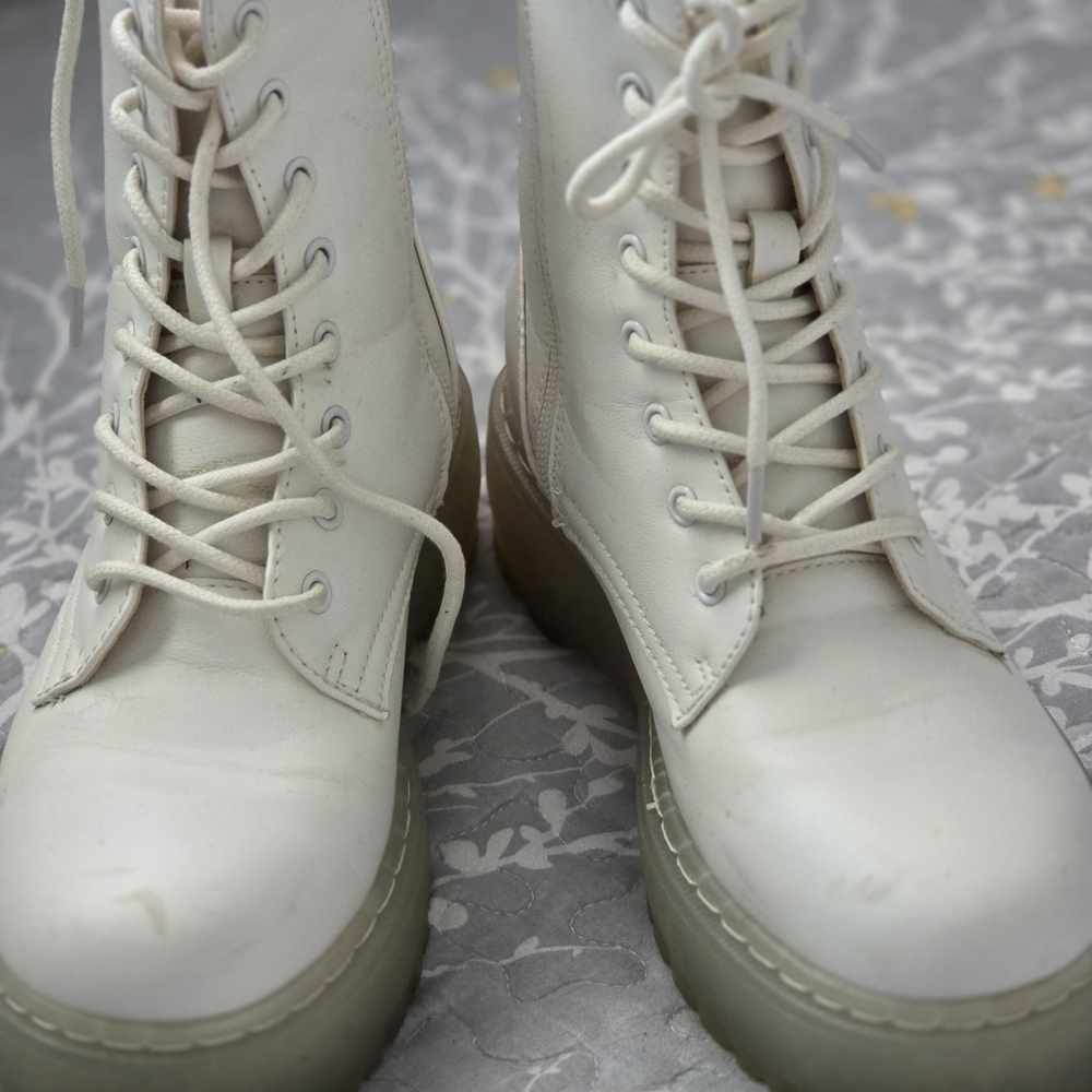 White Lace-Up Women's Boots